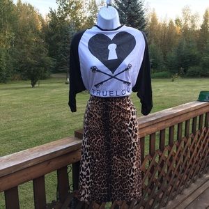 Pencil skirt leopard print